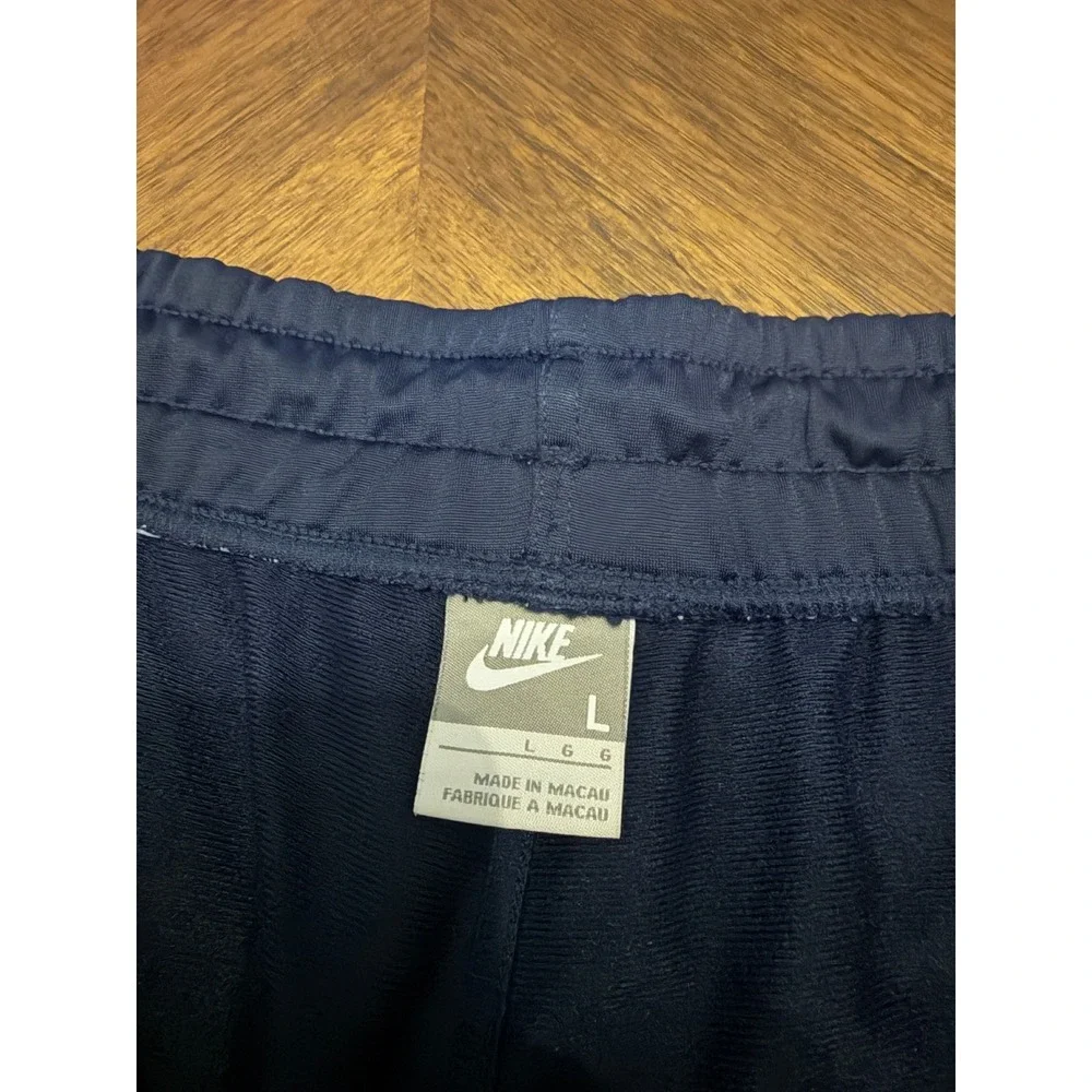 Nike vintage style